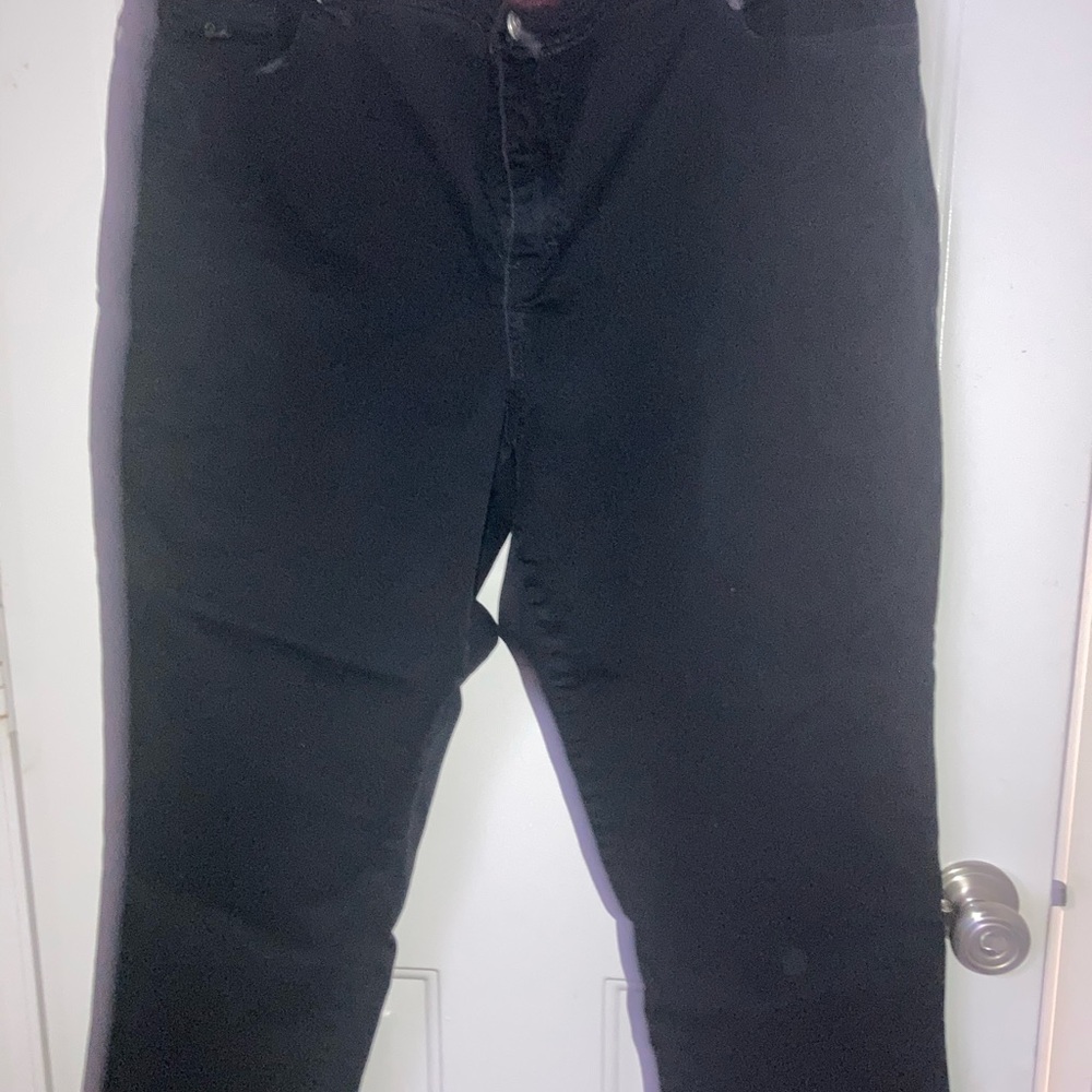 Gloria Vanderbilt Black Straight Leg Jeans